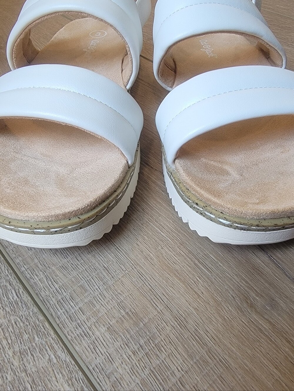 Cat & Jack Kids Kailan White Faux Leather Platform Sandals Size 3 Minimalist - Picture 5 of 12